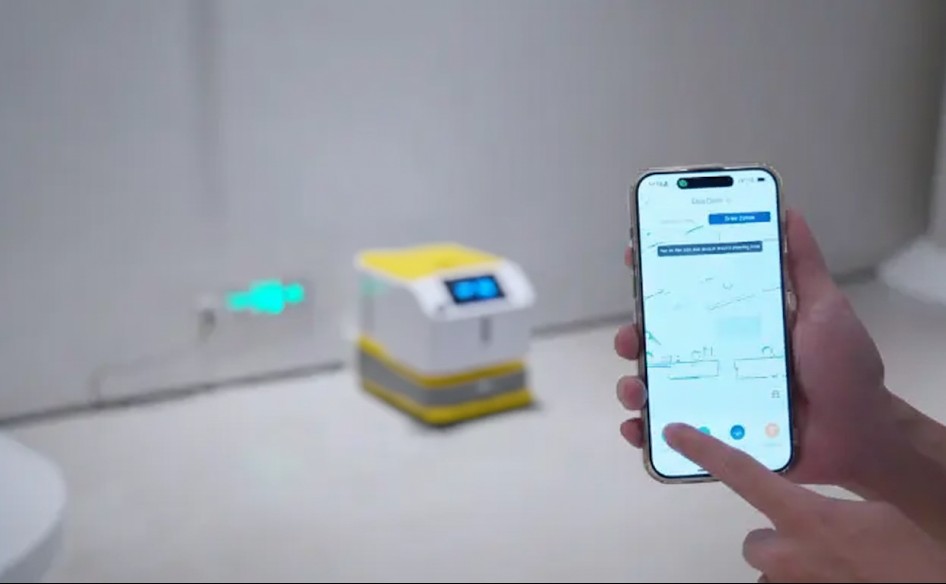 Office cleaning robot